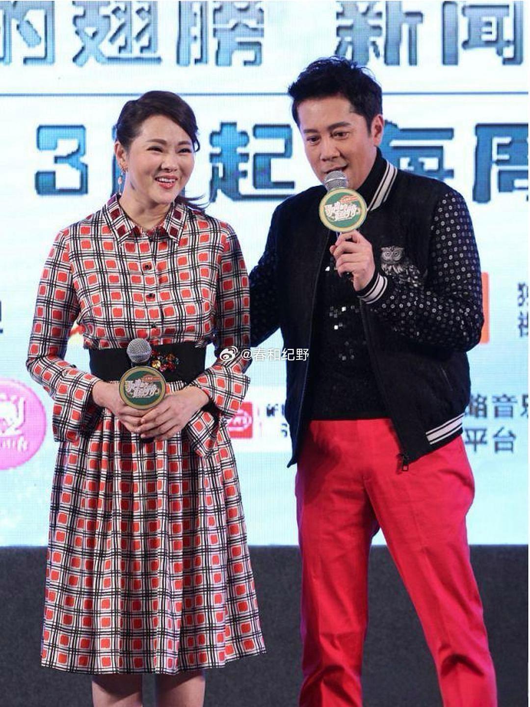 这才是线下伊能静无滤镜的样子，让不少网友直呼，以后再也不相信滤镜上了！​​​