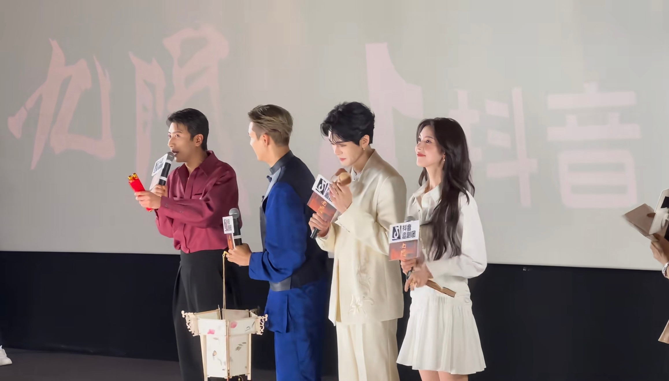 陈瑶好高啊九门