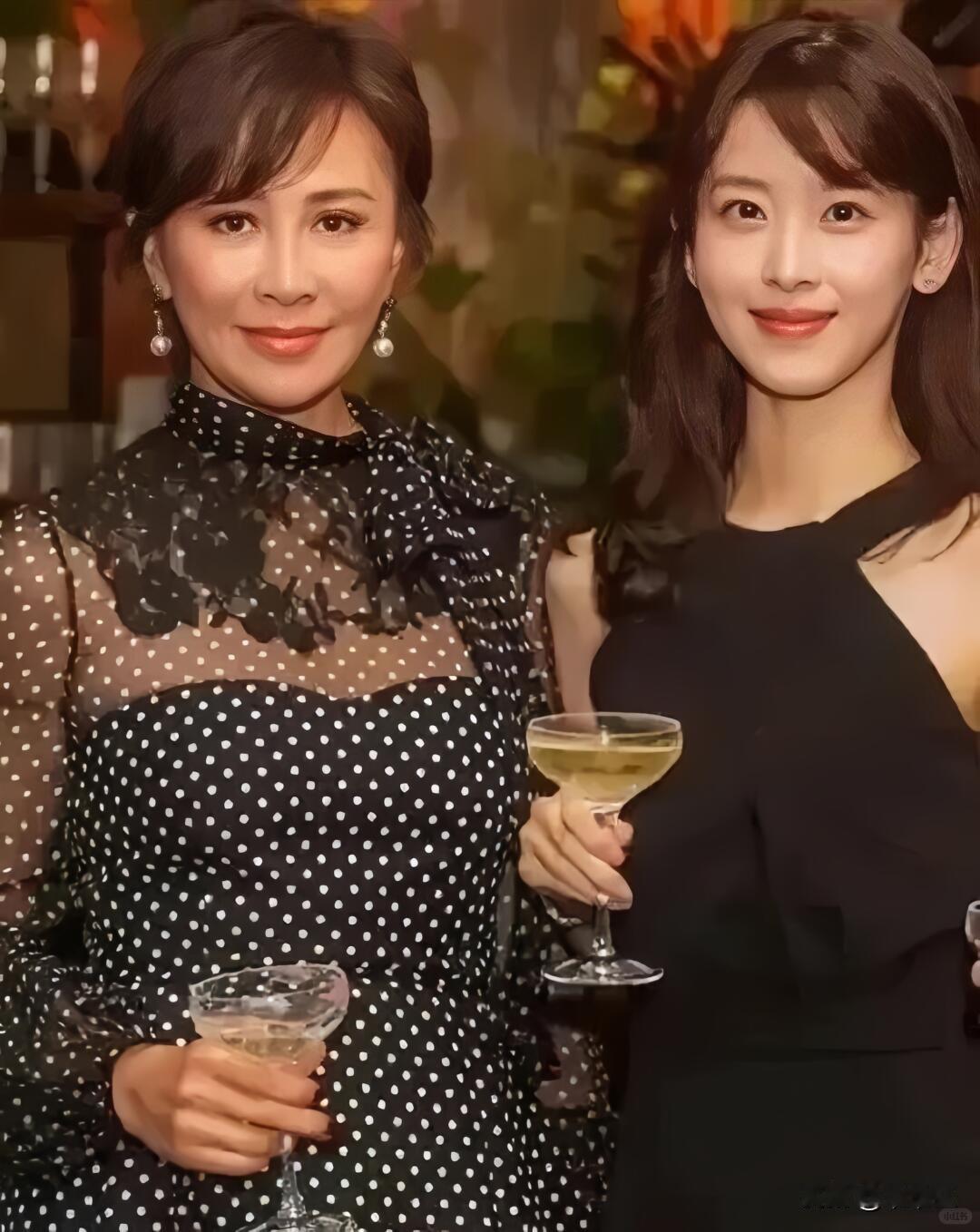 没有想到啊，章泽天的孩子居然不怎么能上网？章泽天首档播客一上线就炸了！和