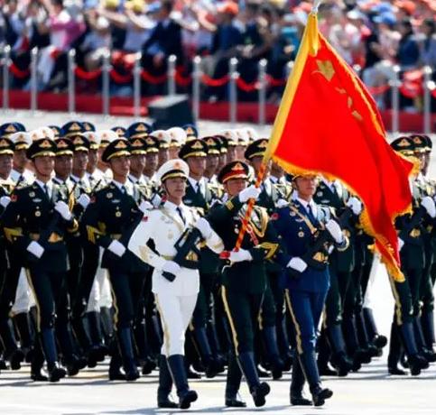 如果美国出手攻击伊朗，点燃中东战火，中国就迅速出手，一举解放台湾省。解放军要做好