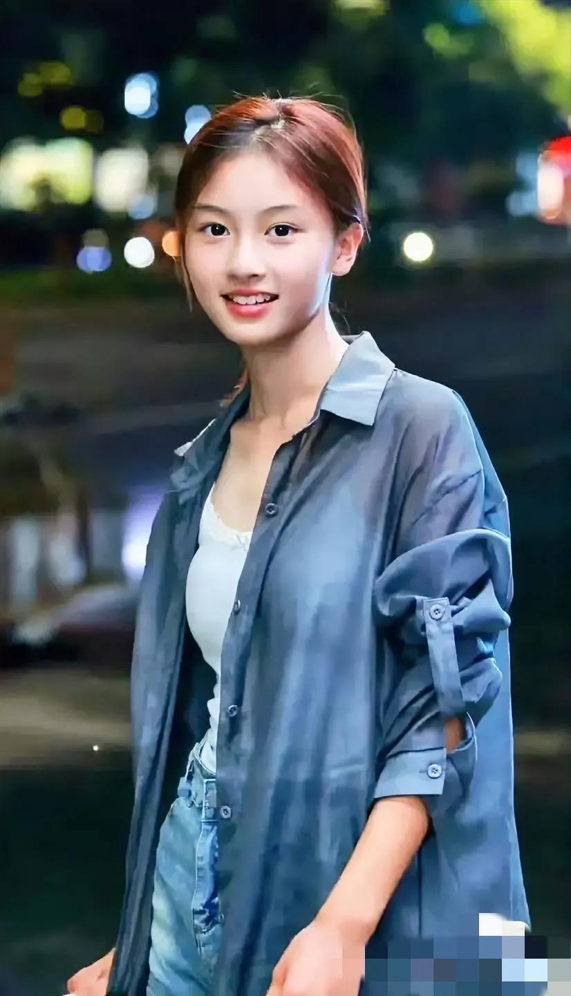 网友:人生没有圆满啊，上天给那么好的外表，却给了这样的父母…七七是多少艺考生