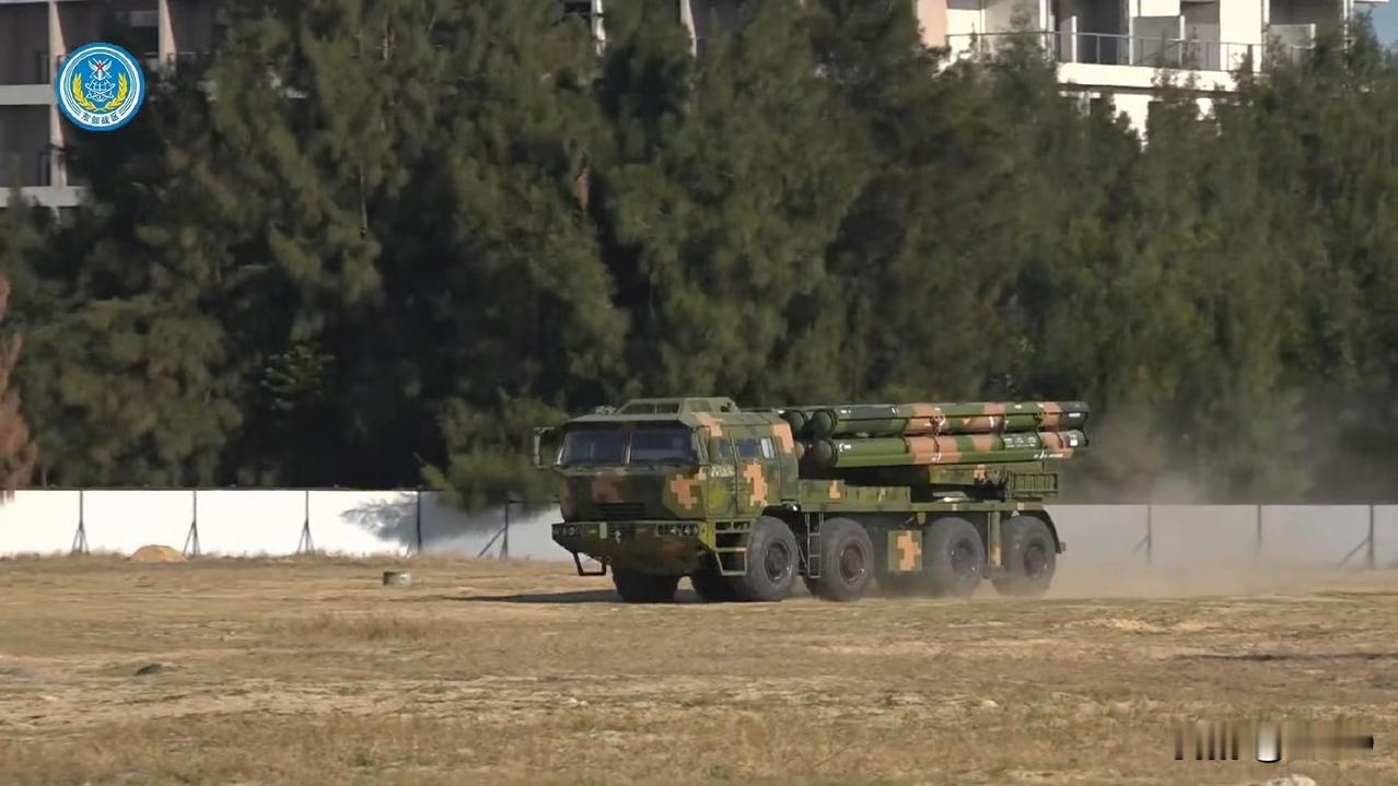 能被提前安排的机位拍到，意味着远火落点极其精准。