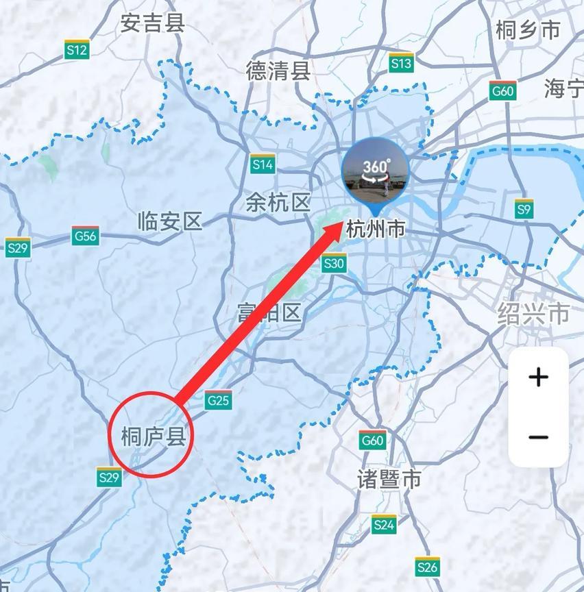 其实杭州完全可以按照成都天府机场在简阳的模式，把萧山机场搬到桐庐去。要知道杭州之