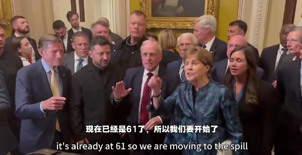 通过了制裁法案，在投票开始之前，就已经有61位美国参议员同意已故参议员格雷厄姆提