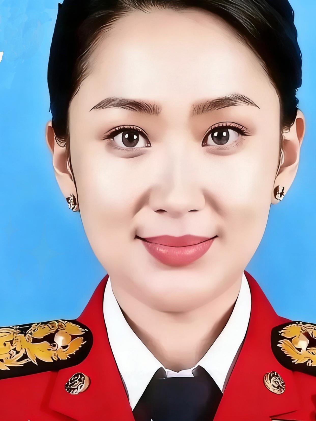 泰国政坛大洗牌！45天紧急大选，佩通坦能逆风翻盘吗？泰国国王重磅批准解散