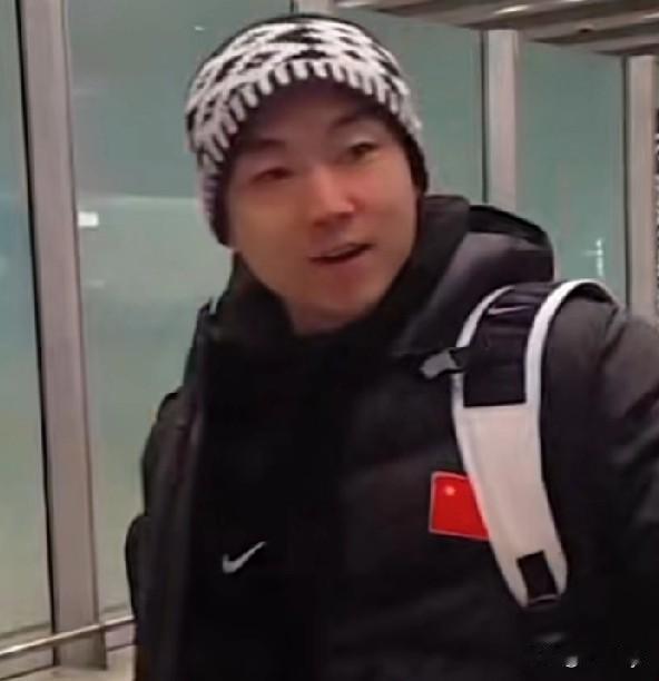 上海男篮与山东男篮的1/4决赛战况5月6日晚上海久事男篮与山东高速男篮进行了季