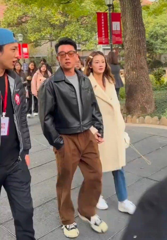 苗苗：后悔没有早点儿遇到彼此郑恺：满眼皆是爱情蕞美好的样子他们从相识到相知再到领