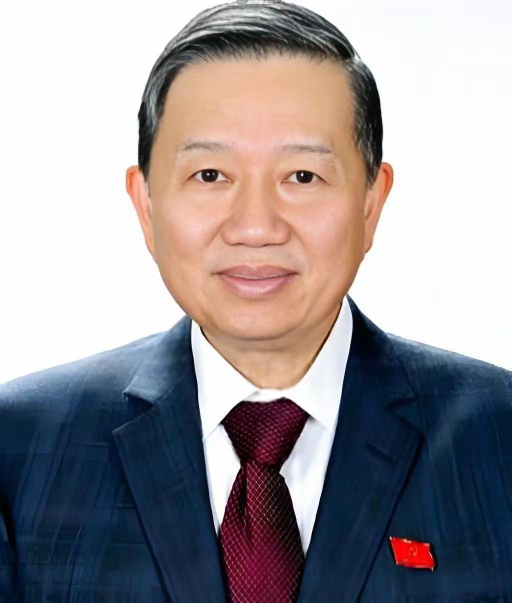 越南如今态度的转变似乎已然明亮，在中国和日本对峙的今天，新加坡都站了出来站队日本