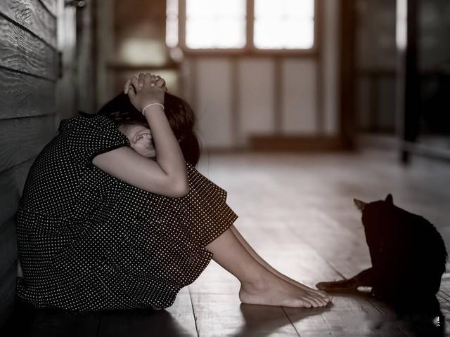 “判得好！”广西贺州，21岁男子网恋了一名少女，二人很快确立了恋爱关系并奔现了。