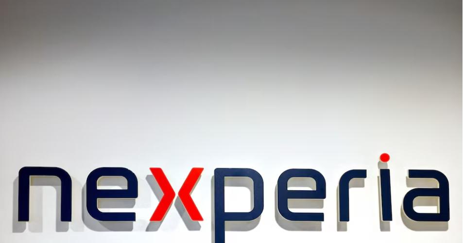 荷兰现在收场难了。路透社最新的报道说，白宫准备救场，让中国封装工厂即将发