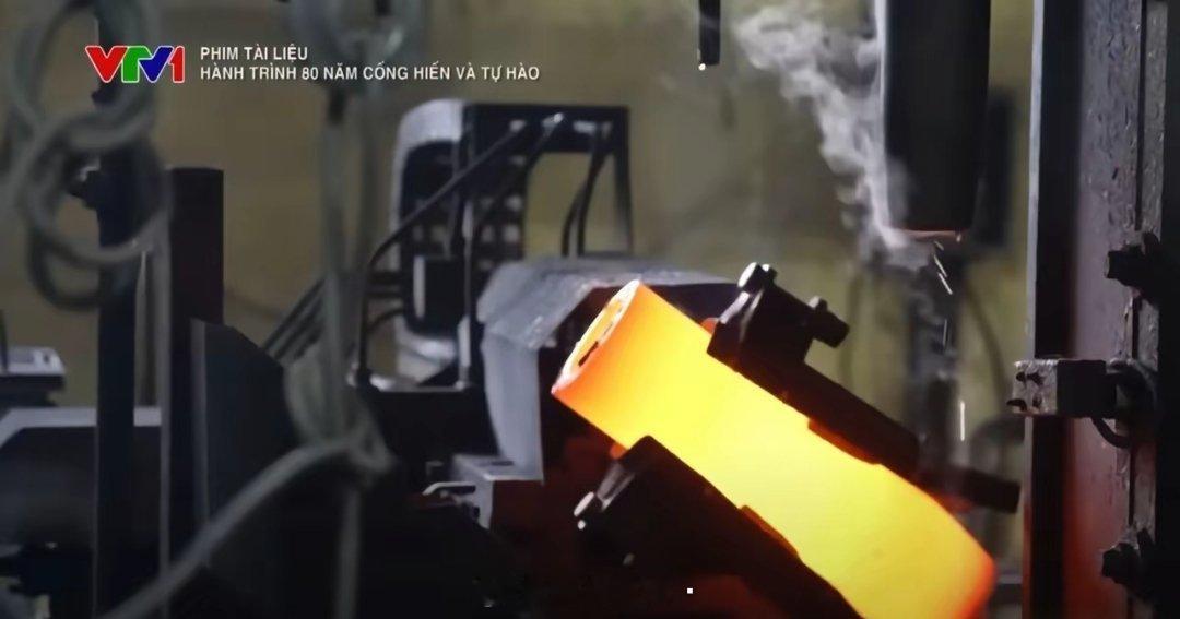 越南国防工业局下属工厂正在生产各类型炮弹。目前，越南已生产火炮系统中大部分口径的