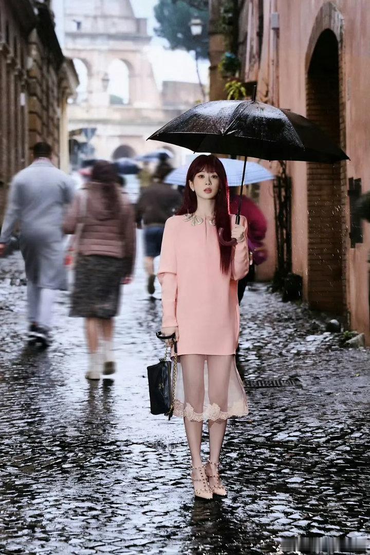 土妞进村的感觉