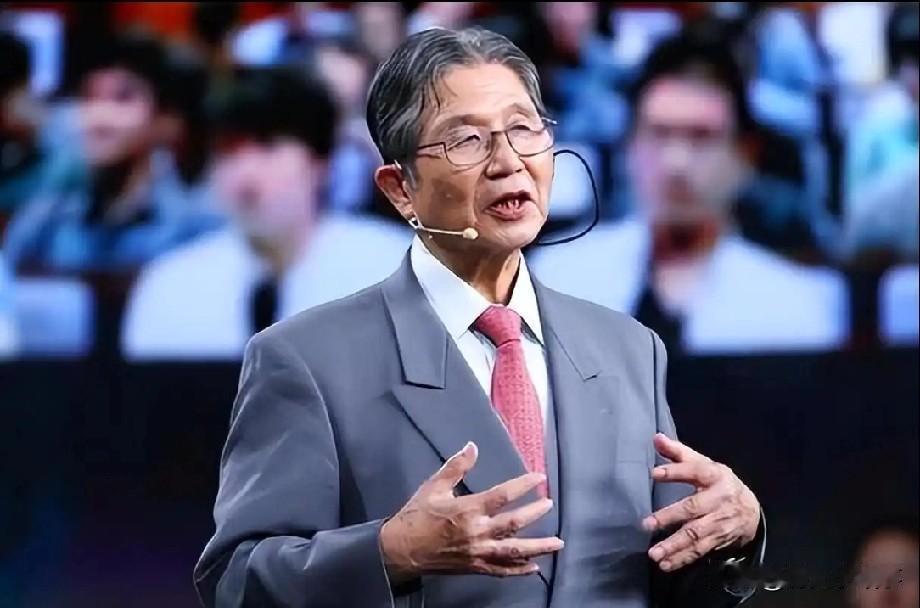 日本要气死了！日本顶尖科学家藤岛昭，竟带着他们的机密技术，连夜组团投奔中国，他还