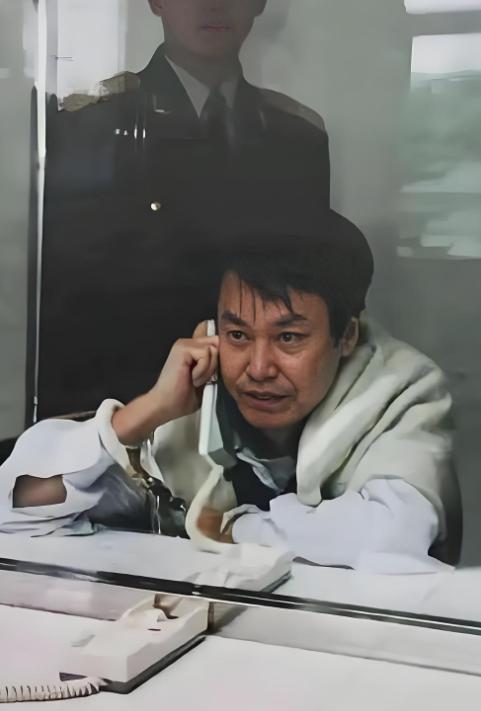 在香港的犯罪史上，张子强是一个绕不开的名字，人送绰号“大富豪”。这个绰号既是对