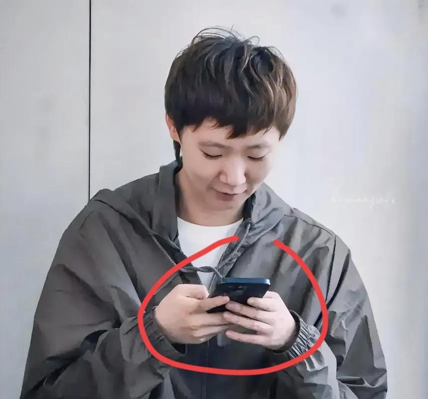 不得不承认王曼昱这种人，不成功都难因为王曼昱早就吃透了苦头去年
