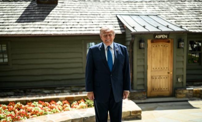 美国有救了。当地时间8月1日，两名美国交易商透露，中国买家在7月31日采购了至少