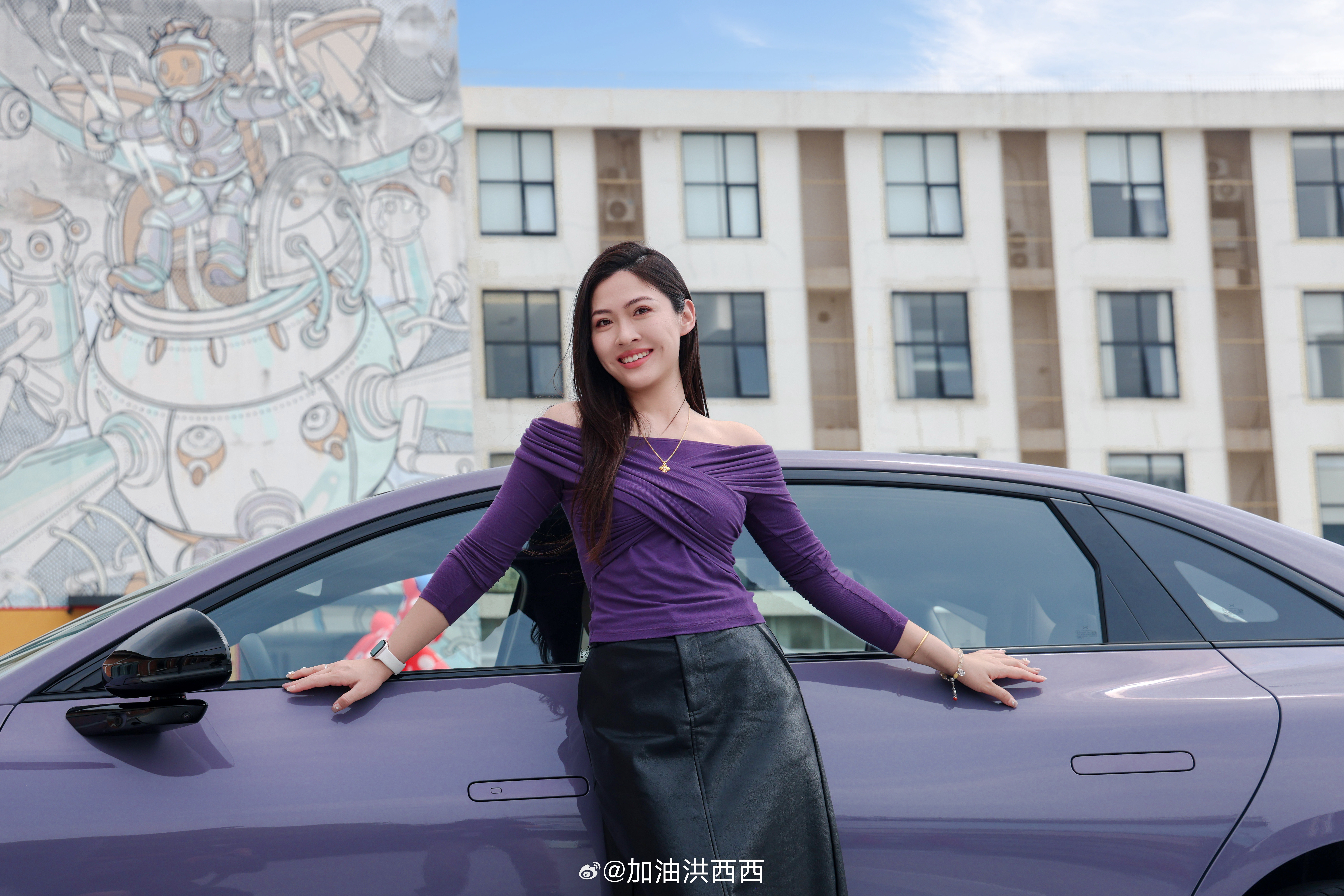 今天和26款小鹏MONAM03一起出片儿，罗兰紫好漂亮！新款M03的每一项升级