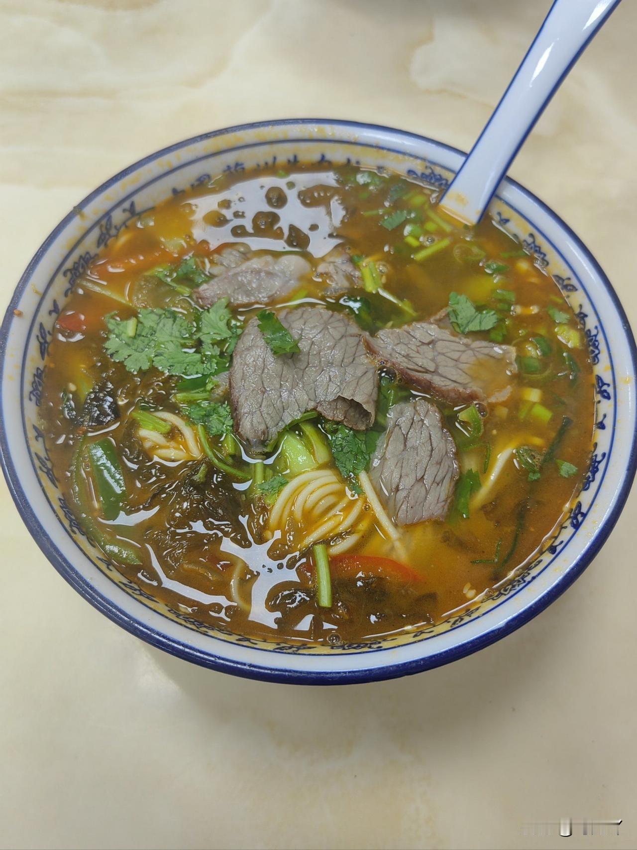 盘点一下秦皇岛我去过的好吃和不好吃的小店啊！需要避坑的。第一个就是公富庄夜