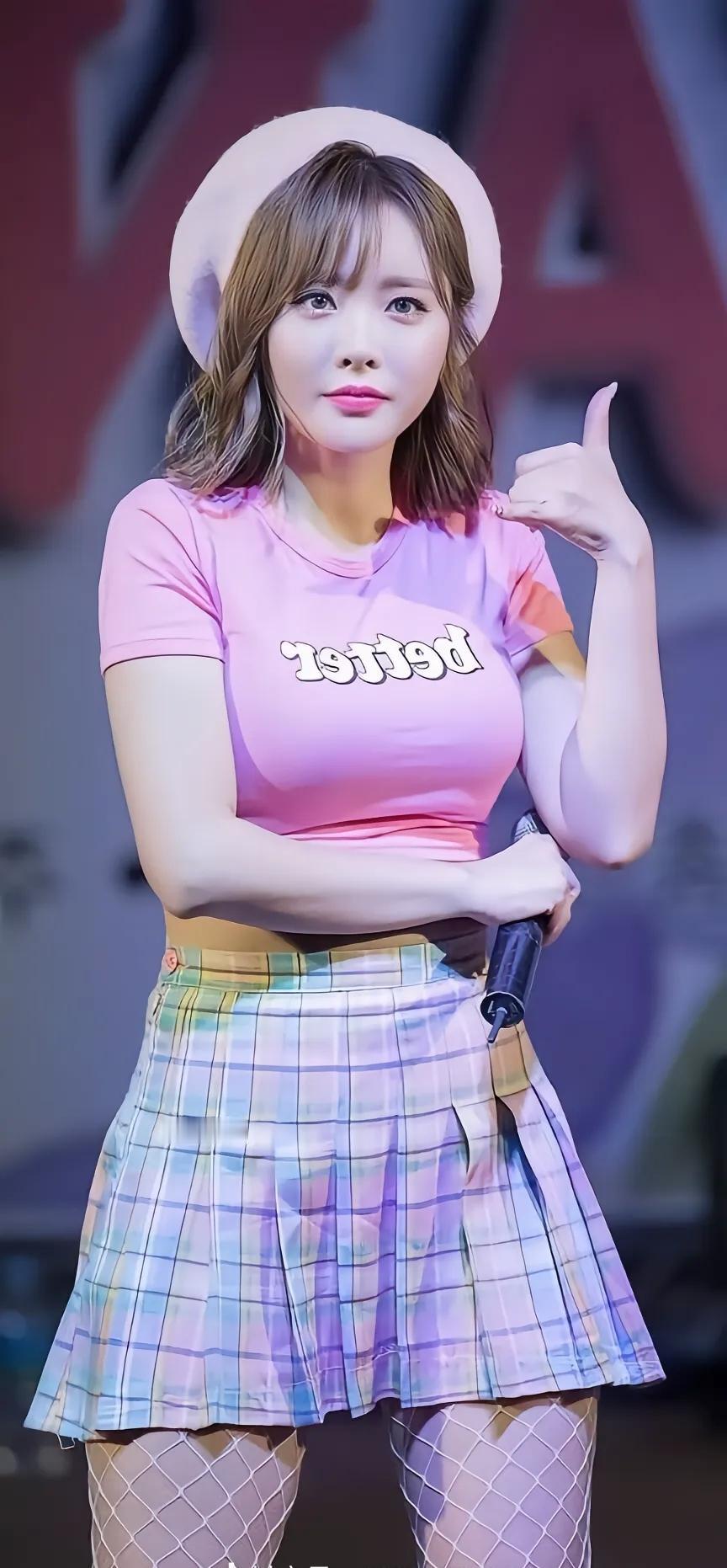 兄弟，找个胖的女人吧，因为就你家那条件，两天就饿瘦了[捂脸哭]。找个