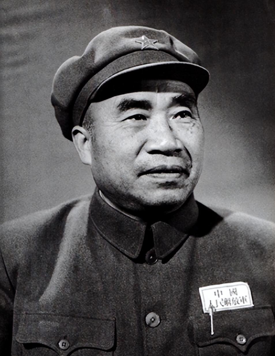 1949年9月，朱德总司令盛情宴请陈明仁将军，期间，朱德总司令还曾特意为陈明仁将