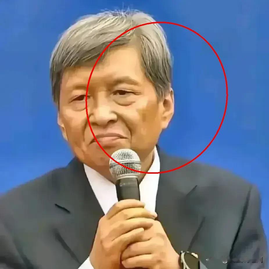 马上高考了，孩子不要选5专业五大专业被网友集体劝退🔥考生家长吵翻天了！金融