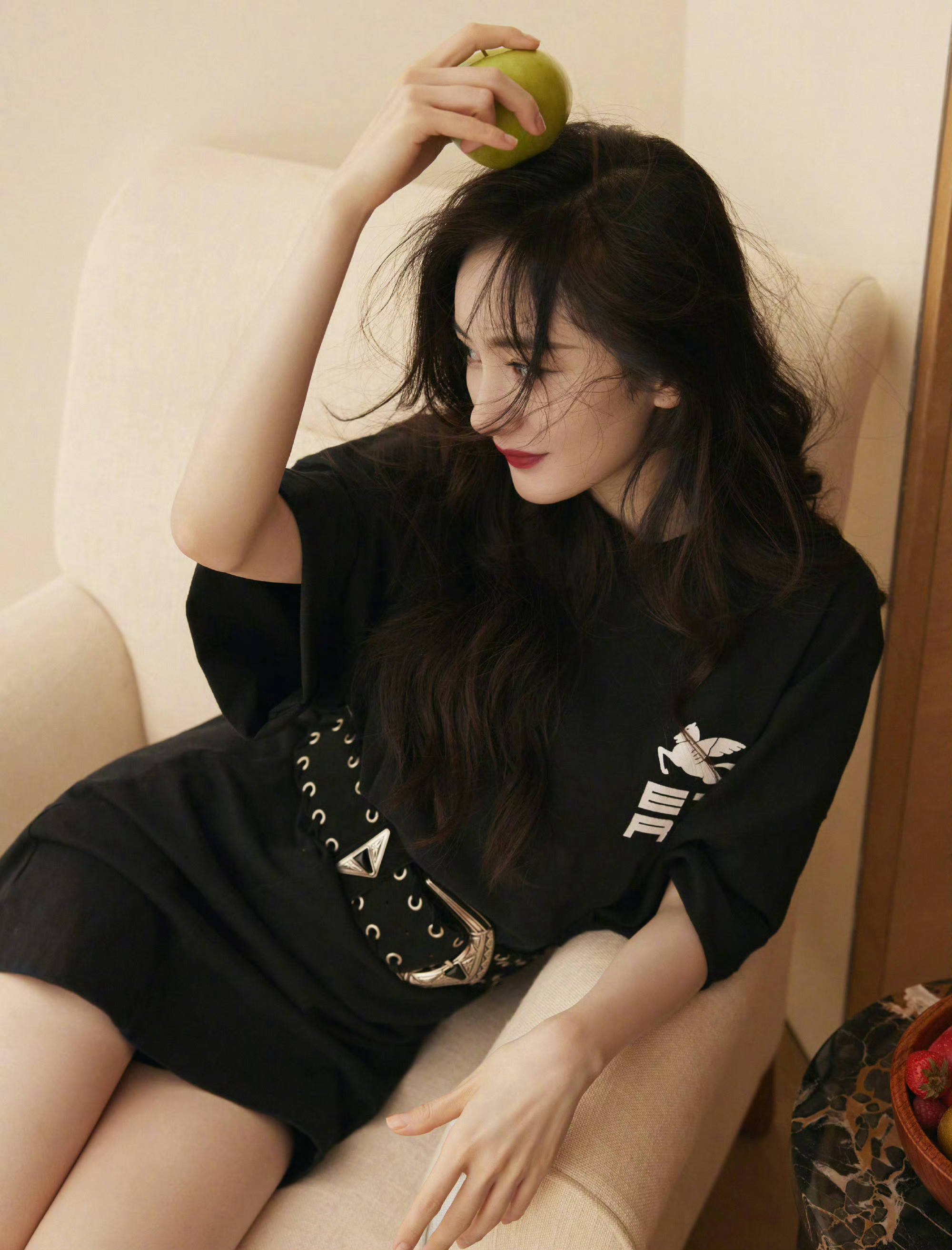杨幂女性不被定义