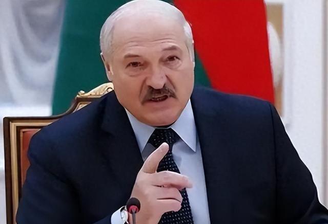 一旦俄乌战争结束，三国面临亡国，还有一国将会被西方乌克兰化一旦俄乌战争尘埃落