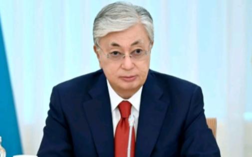 万万没想到！一个小小的哈萨克斯坦，短短两天，出现了多次翻转！谁能想到，中亚这片看