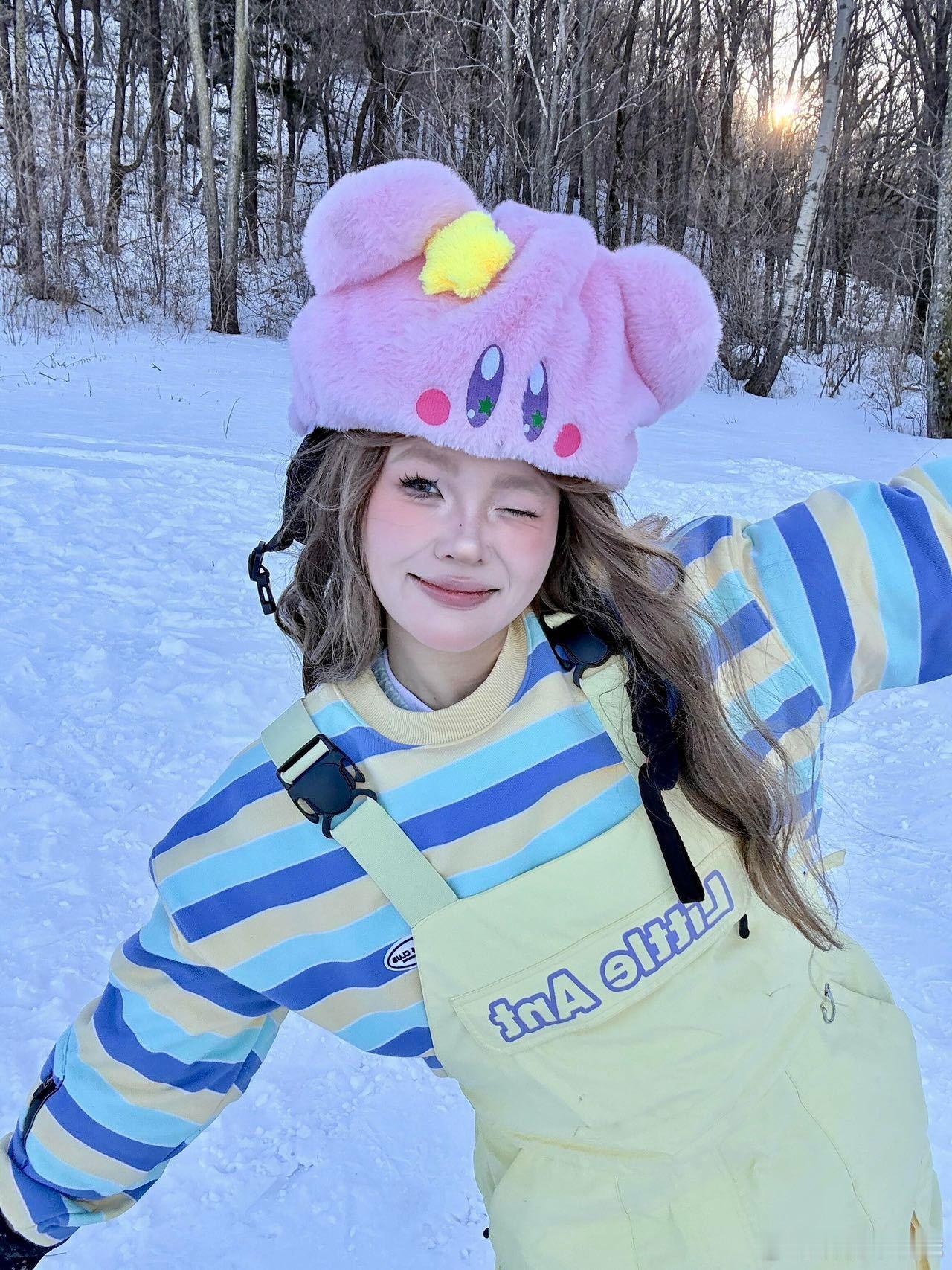 广州塔潮拍打卡地广州潮味十足一整天的沉浸式体验让人深刻感受到，广州的潮流不是浮