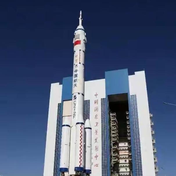 神舟二十号带伤返航！中国航天上演9天太空换船奇迹