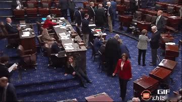 重磅消息，八名民主党参议员，德宾、哈桑、金、科尔特斯·马斯托、凯恩、沙欣、罗森和