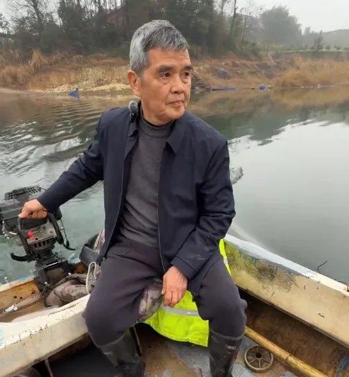 这就是现代版的“孤岛惊魂”？不，这是让人羡慕到眼红的“桃花岛岛主”！湖南一位