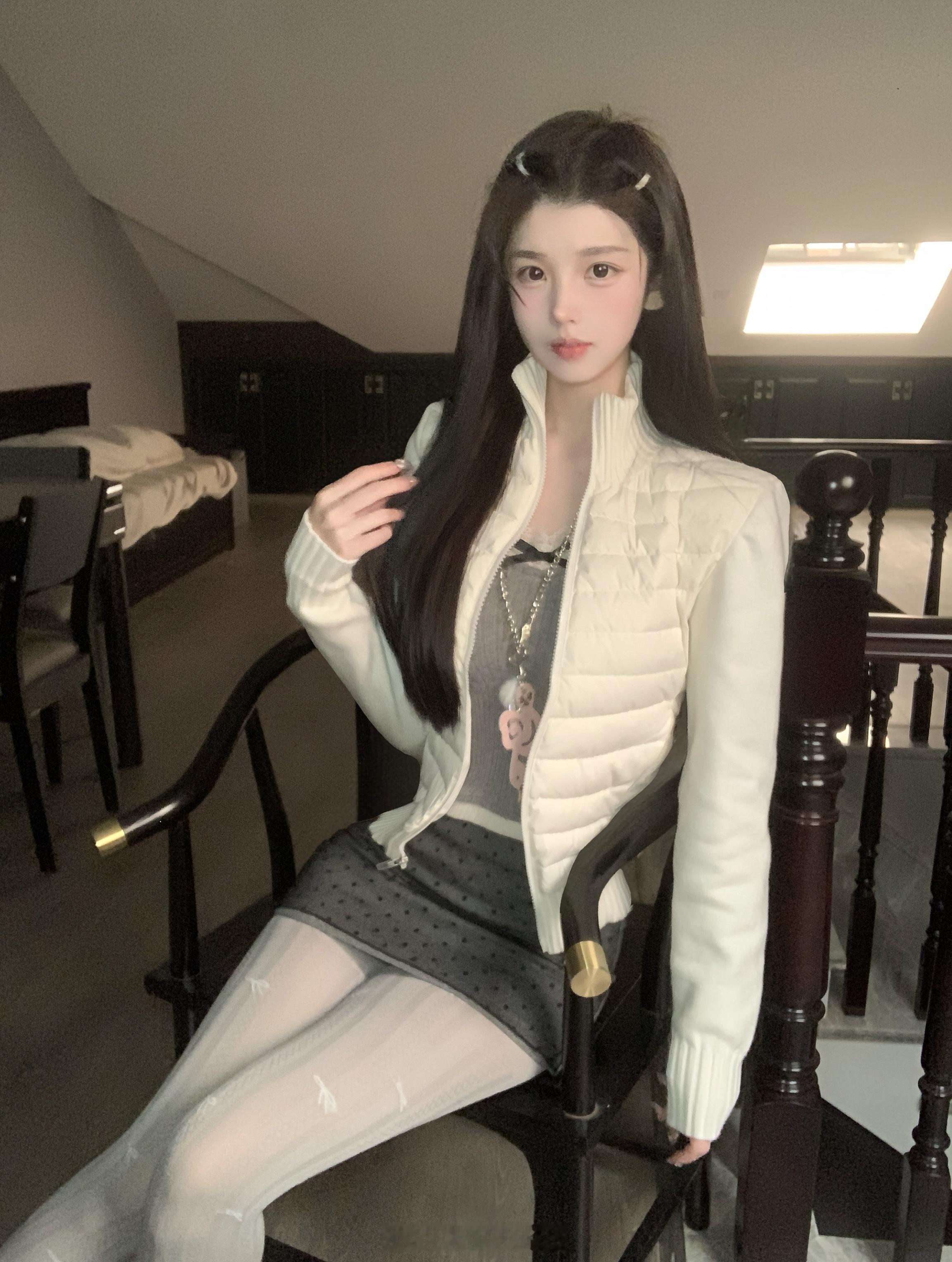 ᶻz₍^_ ̫ _^₎