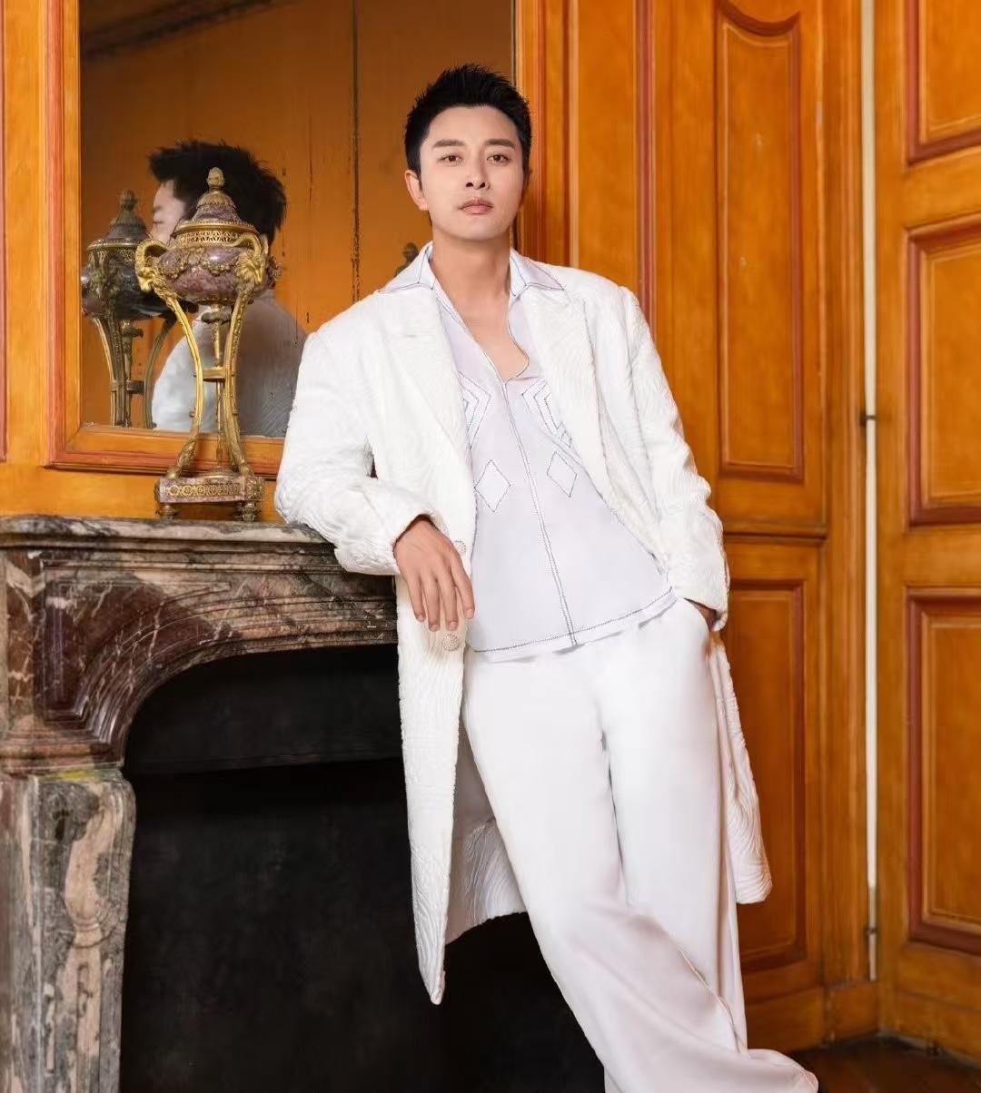 贾乃亮深夜举报博主，六年前旧伤疤再被撕开！3月14日，贾乃亮一个举报让抖音博