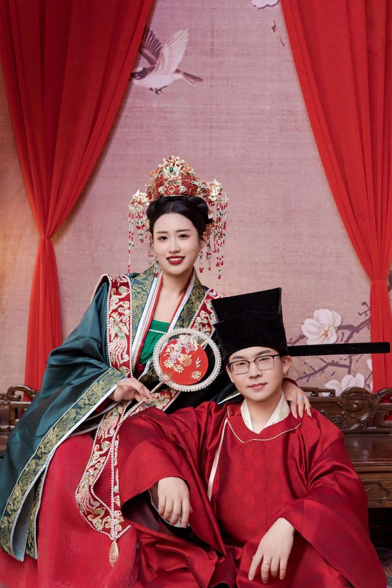 娶错老婆，嫁错老公，其实都可怕，但“惨法”完全不一样1.嫁错老公：苦的是一