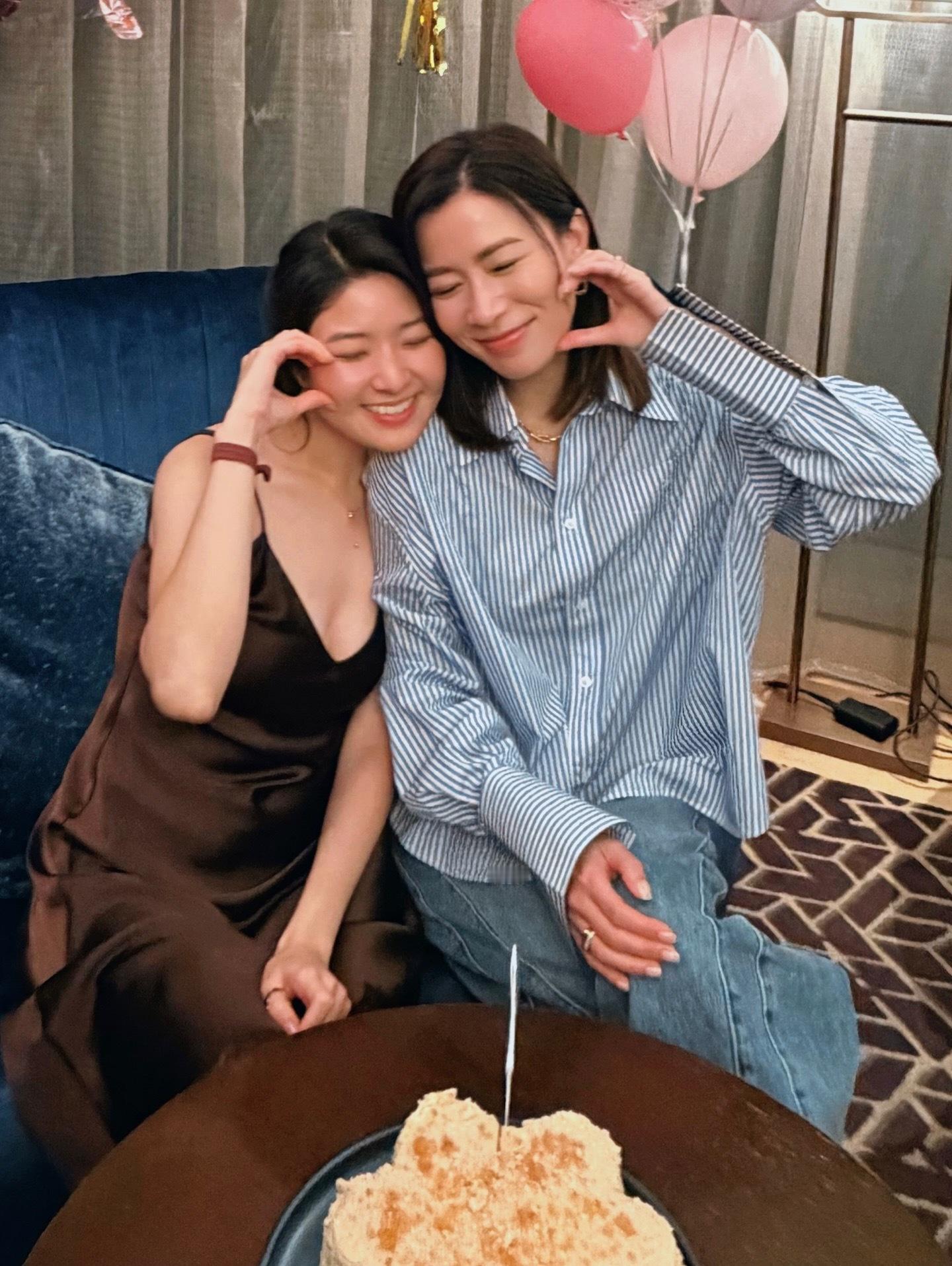 佘诗曼为许绍雄女儿许惠菁庆生
