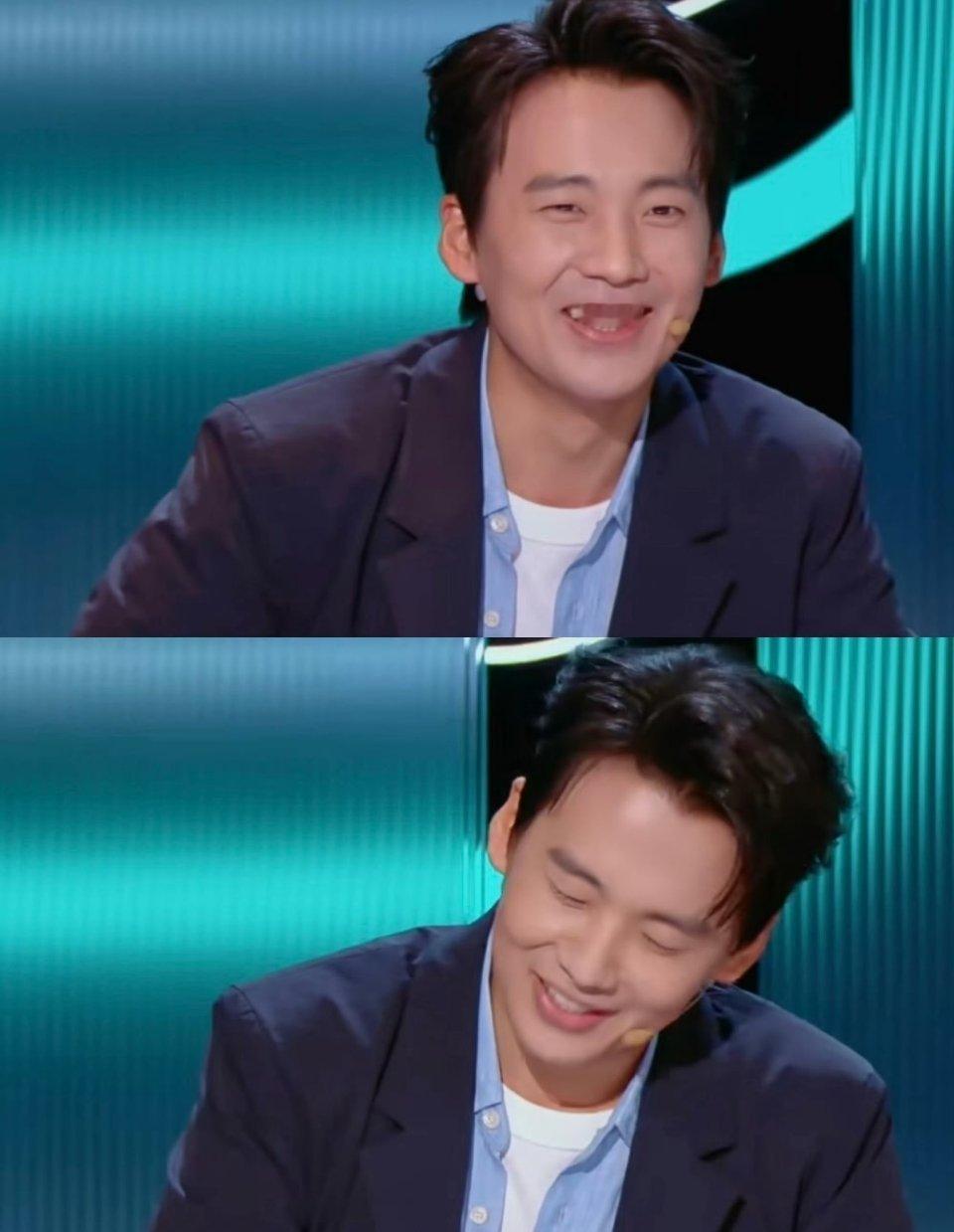 郭麒麟瘦到认不出惊！郭麒麟这是瘦了多少？跟以前完全两个人了，脸小了一圈，气质都变