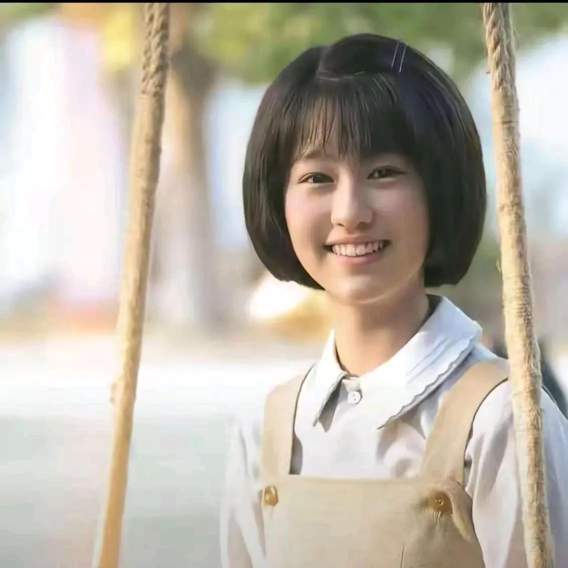 吴石女儿这书法令多少人汗颜！吴石将军牺牲后，他年仅15岁的女儿吴学成，忍着巨大