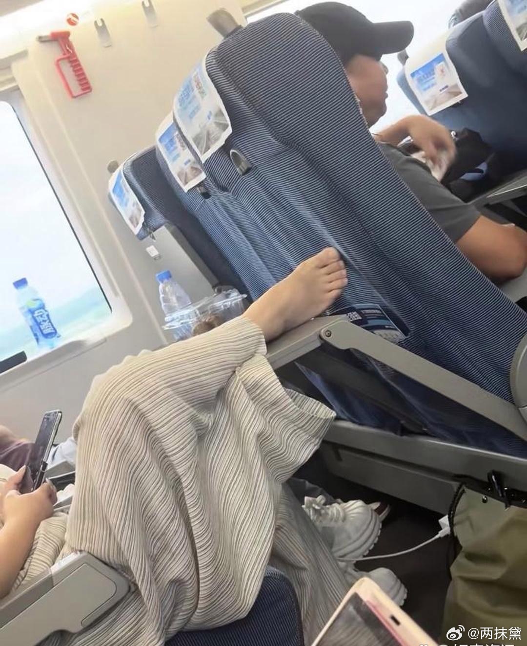 大家坐高铁还是先消一下毒吧。