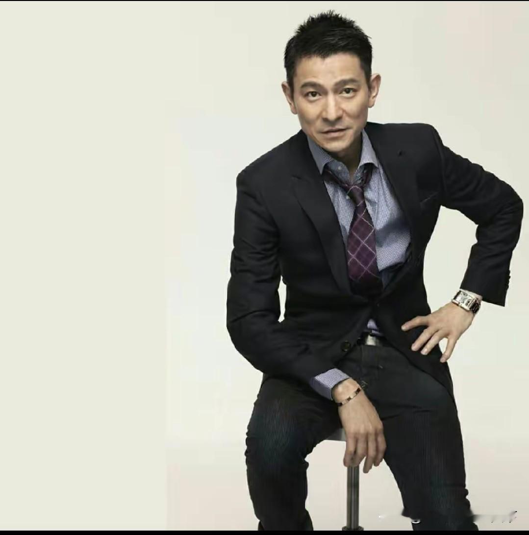 本大仙觉得，江山易改本性难移。首先因为刘德华骨子里不是一个坏人，所以像平时讲话都比较正能量，再加上他