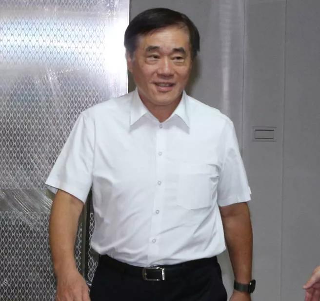 国民党主席结果出炉，由候选人郑丽文当选，候选人郝龙斌也发表谈话表示，祝福郑丽文女
