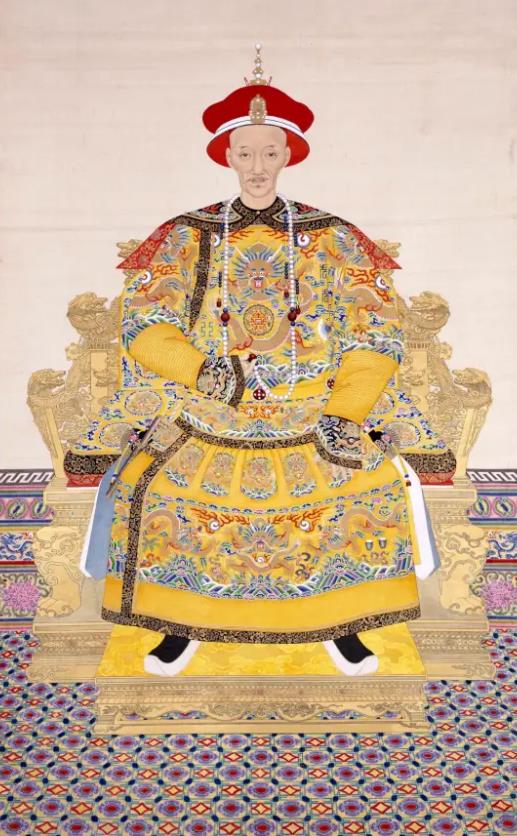 1842年夏天，道光皇帝得知英国女王才23岁时，整个人懵了，他盯着报告看了好几遍