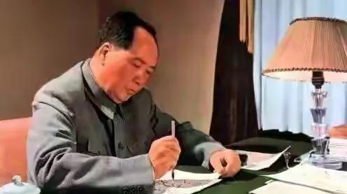 有专家说禁食16小时不仅可以改善代谢，还可能激活机体内的质检员，其实毛主席也受到