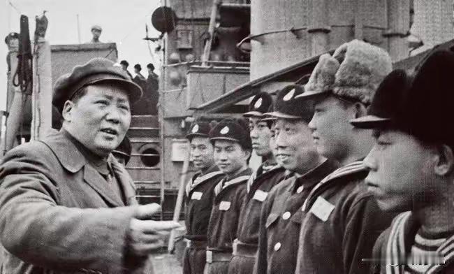 别再空谈"多摸索"！没有毛主席，中国连摸索的资格都没有。如果没有毛主席，根本不