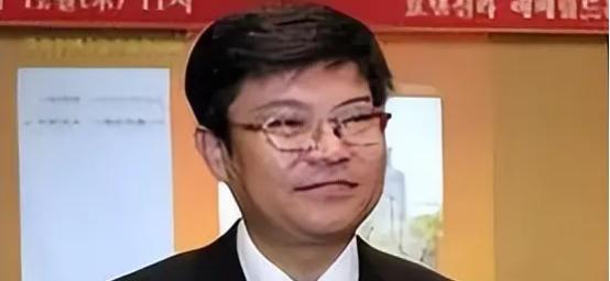 藏在中国高层的3大间谍！潜伏在我国多年，不仅身居高位同时还手握机密，最终背叛给国