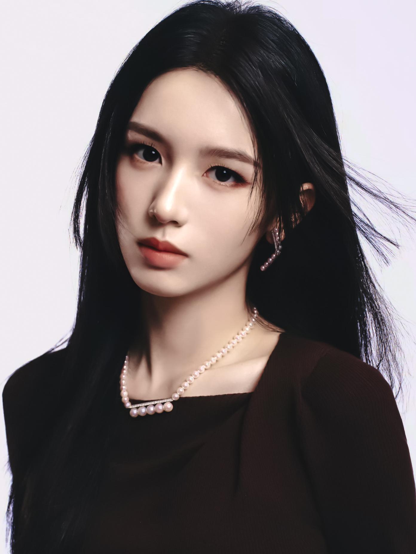 女神又冷又美周也公主切