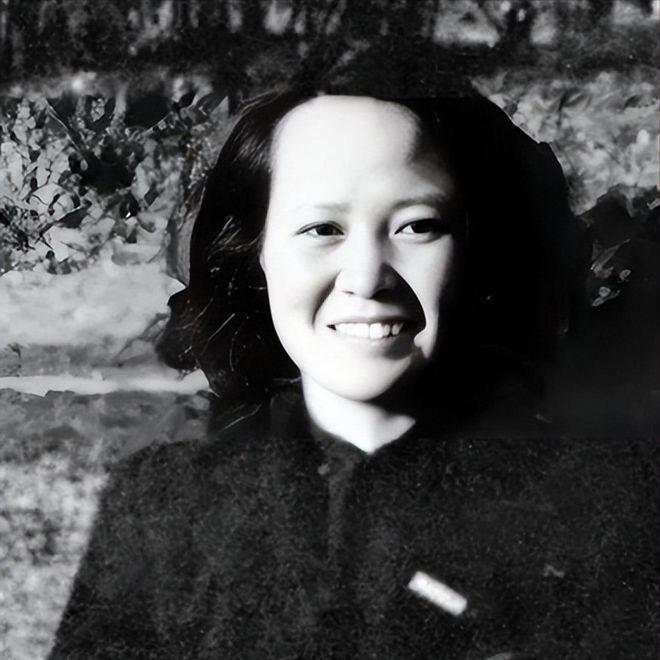 1951年，傅作义的大女儿傅冬菊悄悄递交申请要去朝鲜，陈赓看到名单后猛地一拍桌子