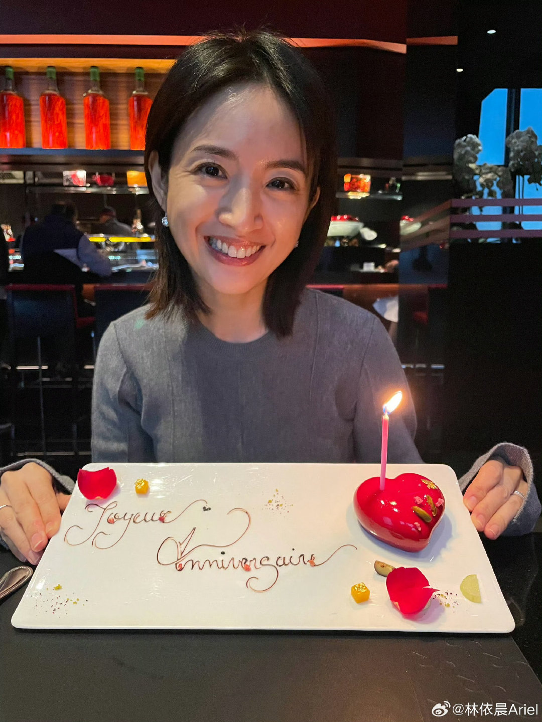 #林依晨参加花少8只带一丢丢化妆品#林依晨参加花少8只带一丢丢化妆品，甚至说能不化妆就不化妆#花儿与