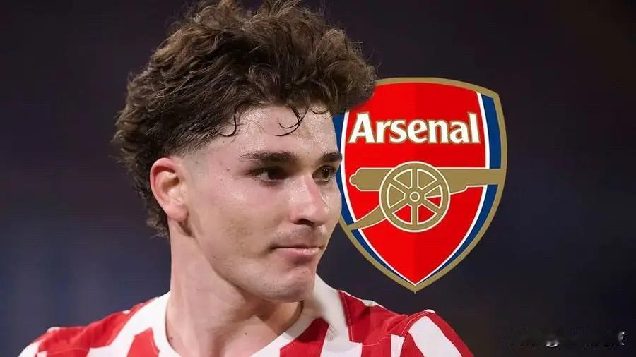 07月25日讯，记者BenJacobs在talkSPORT节目更新转会消息，马