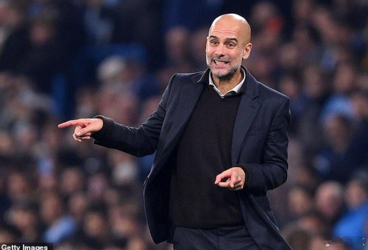 兵不血刃，曼城应该保证了淘汰赛名额，余下两个主场如果赢了勒沃库森和加拉塔萨雷就可